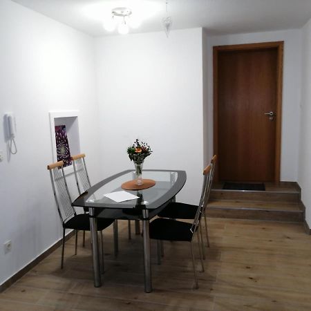 Ebenerdige Ferienwohnung Mit Grosser Terrasse In Der Naehe Des Waldes, Zum Wohlfuehlen Schoneck Экстерьер фото