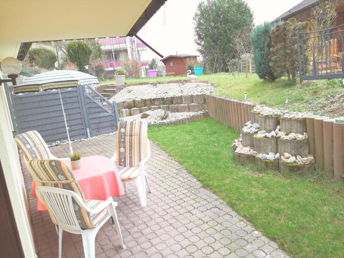 Ebenerdige Ferienwohnung Mit Grosser Terrasse In Der Naehe Des Waldes, Zum Wohlfuehlen Schoneck Экстерьер фото